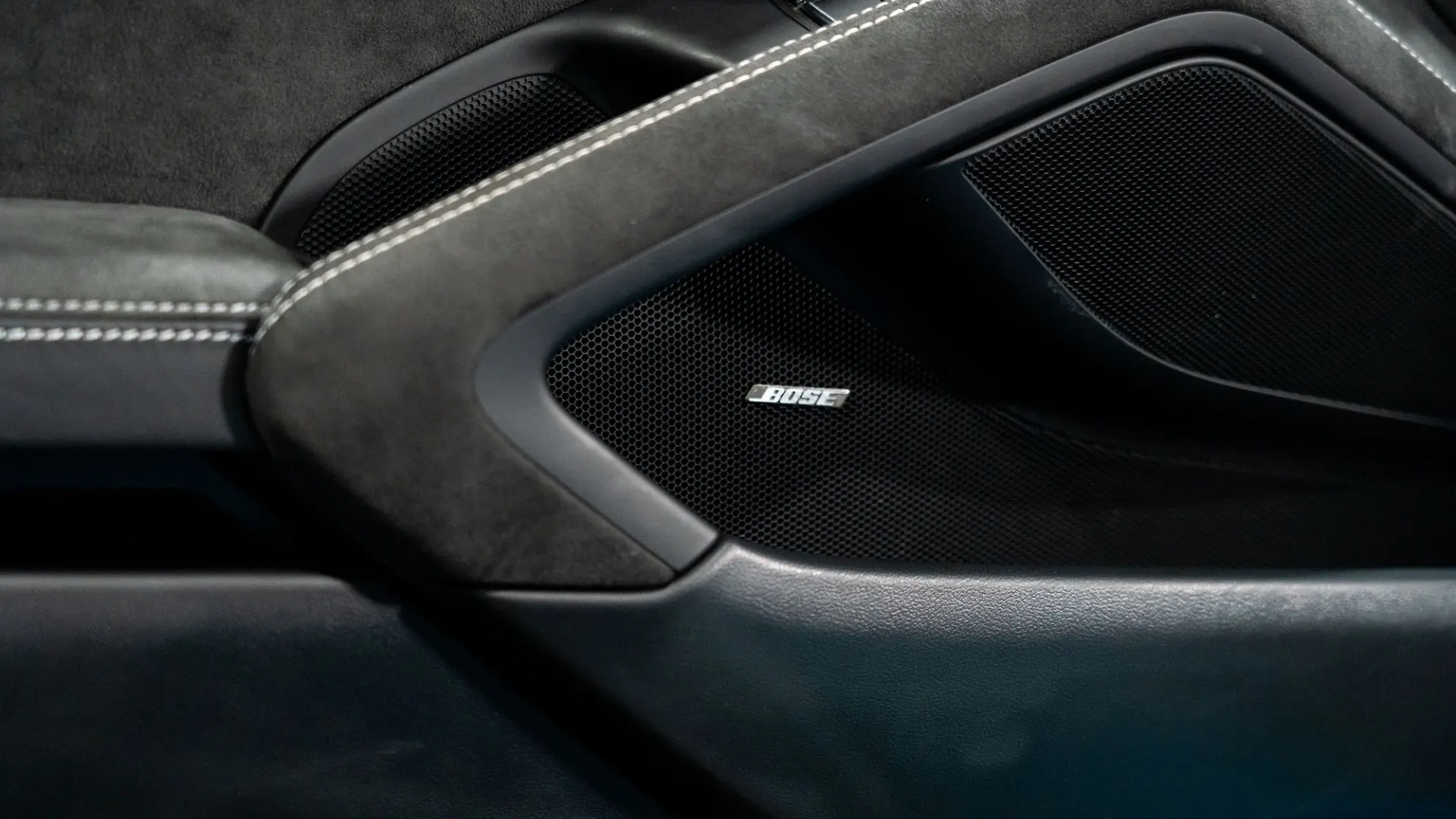 Porsche 718 — photo 29
