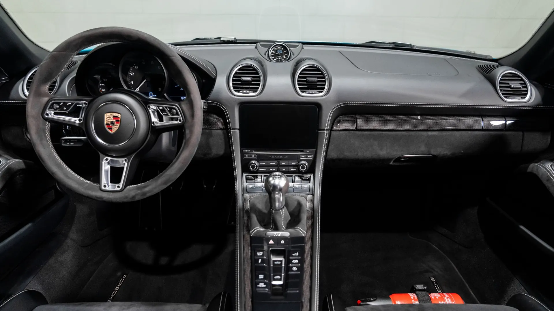 Porsche 718 — photo 9