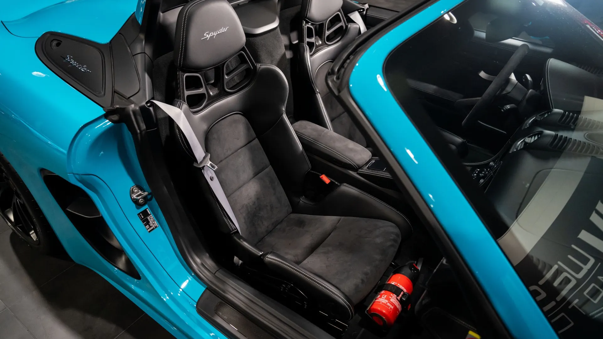 Porsche 718 — photo 11