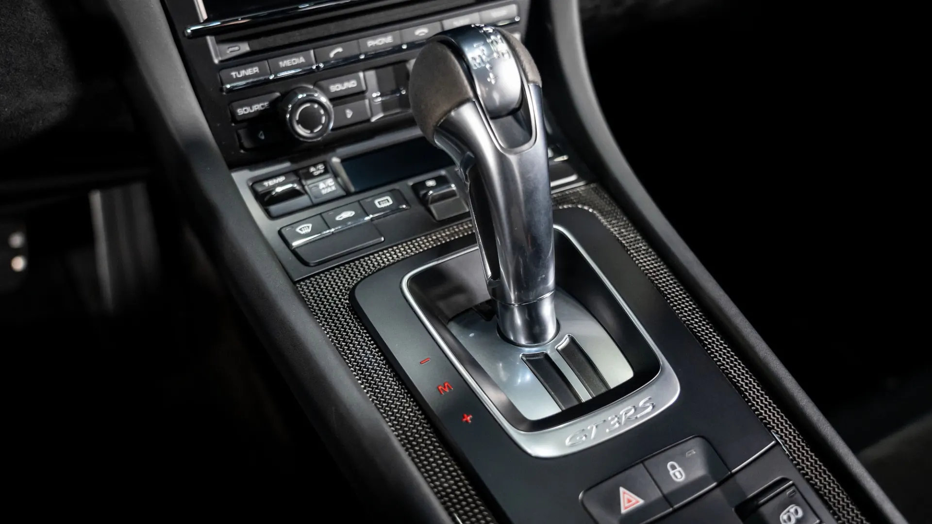 Porsche 911 — photo 23