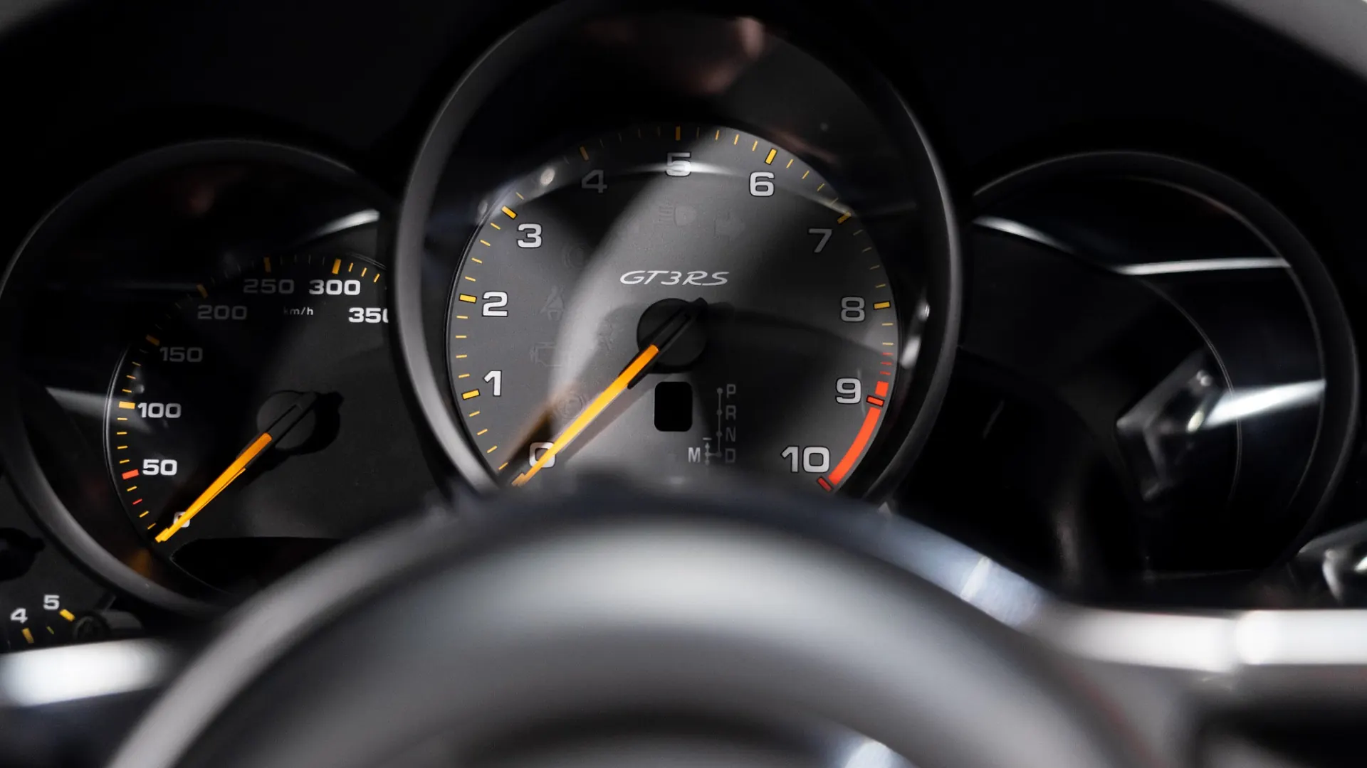 Porsche 911 — photo 18
