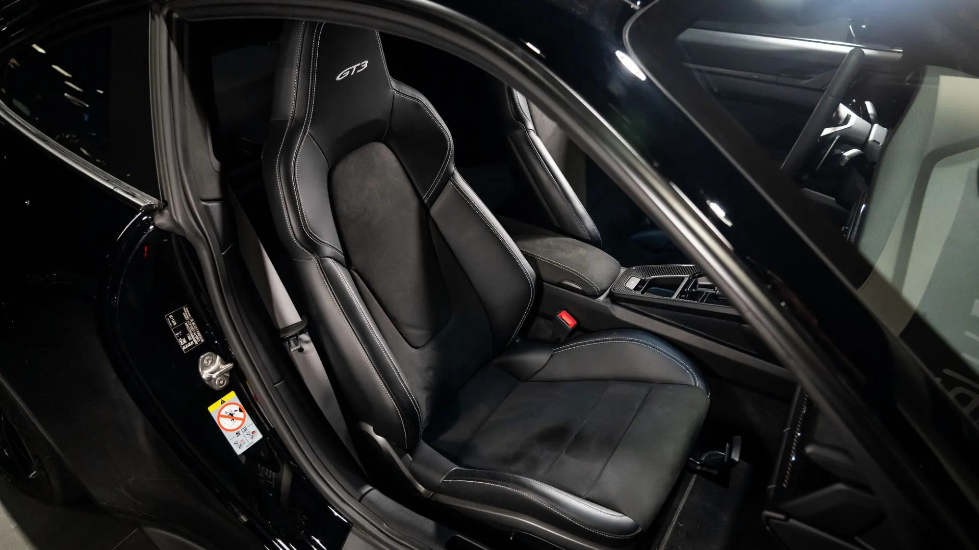 Porsche 911 — photo 10