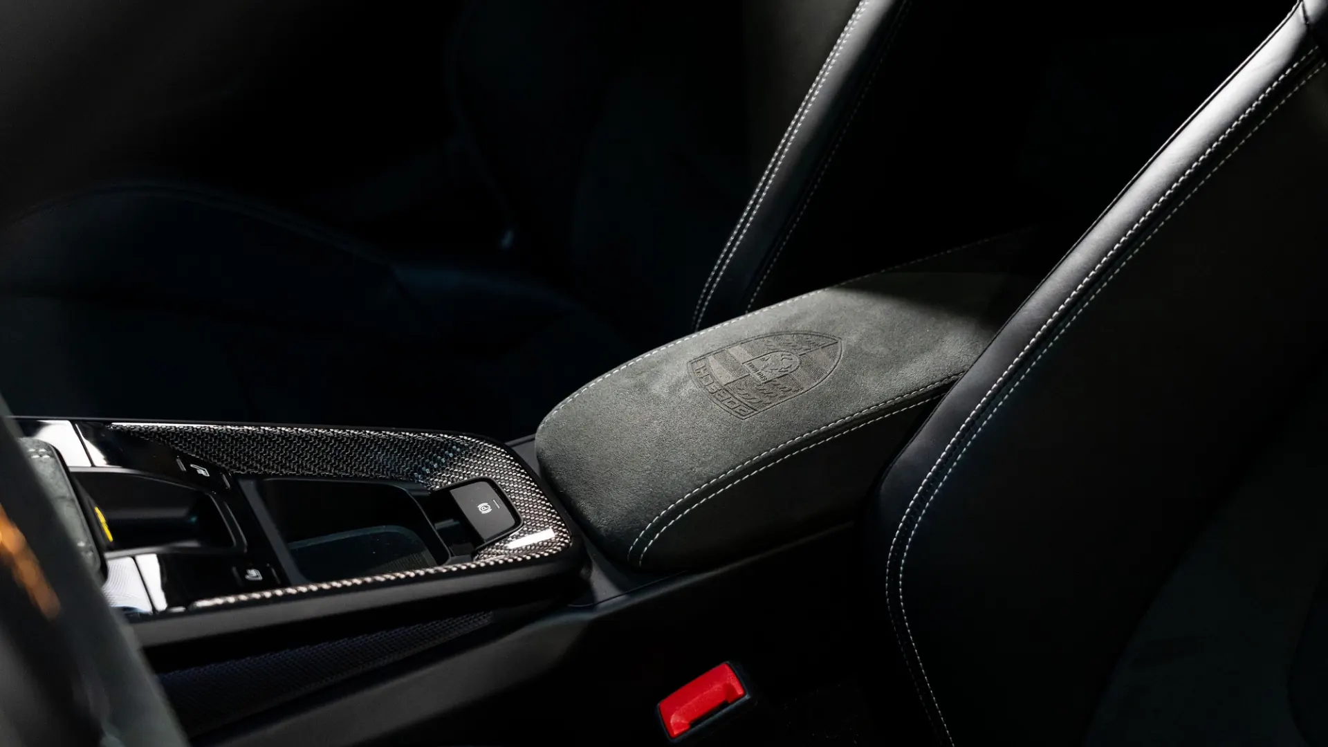 Porsche 911 — photo 24