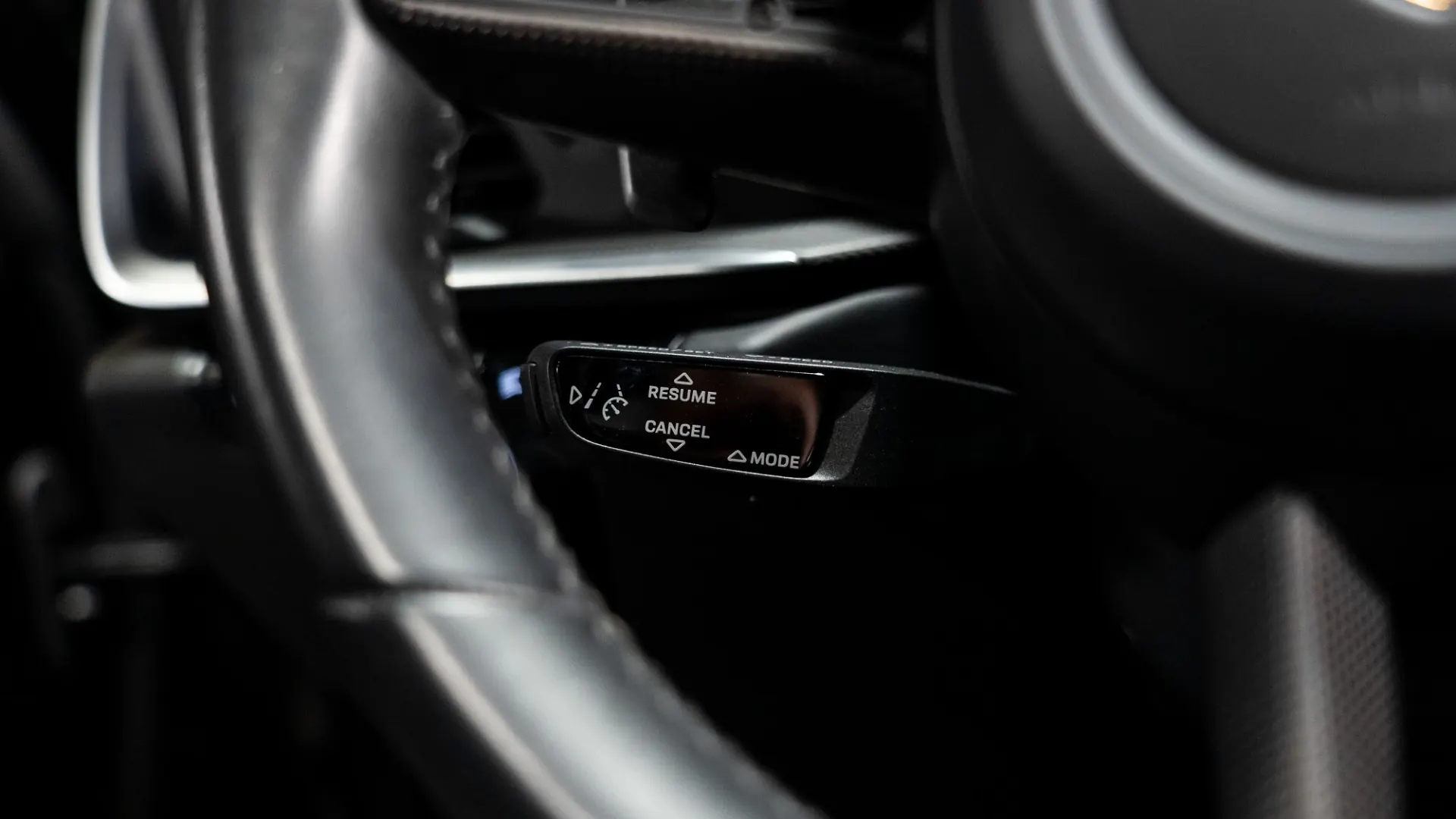 Porsche 911 — photo 20