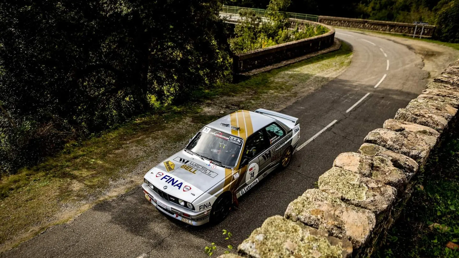Bmw M3 — photo 2