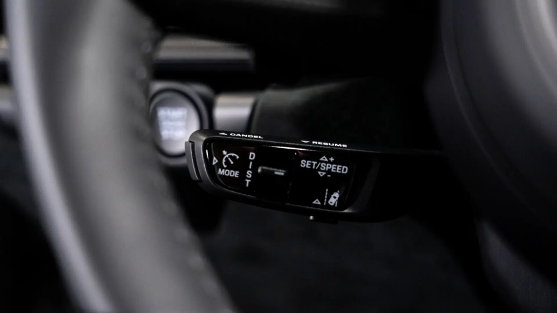 Porsche 911 — photo 24