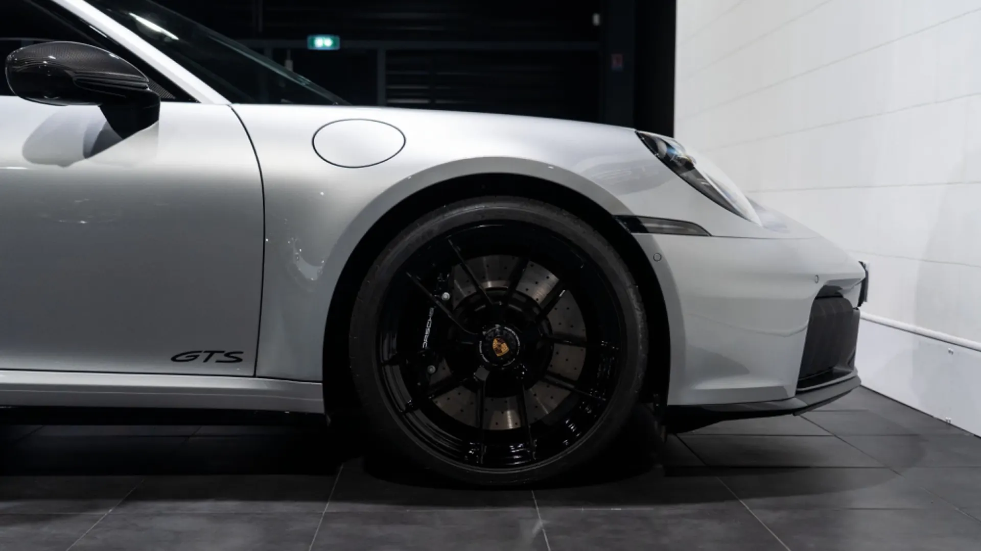 Porsche 911 — photo 10