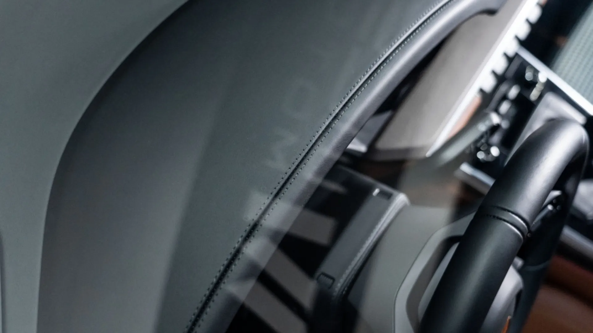 Porsche 911 — photo 25