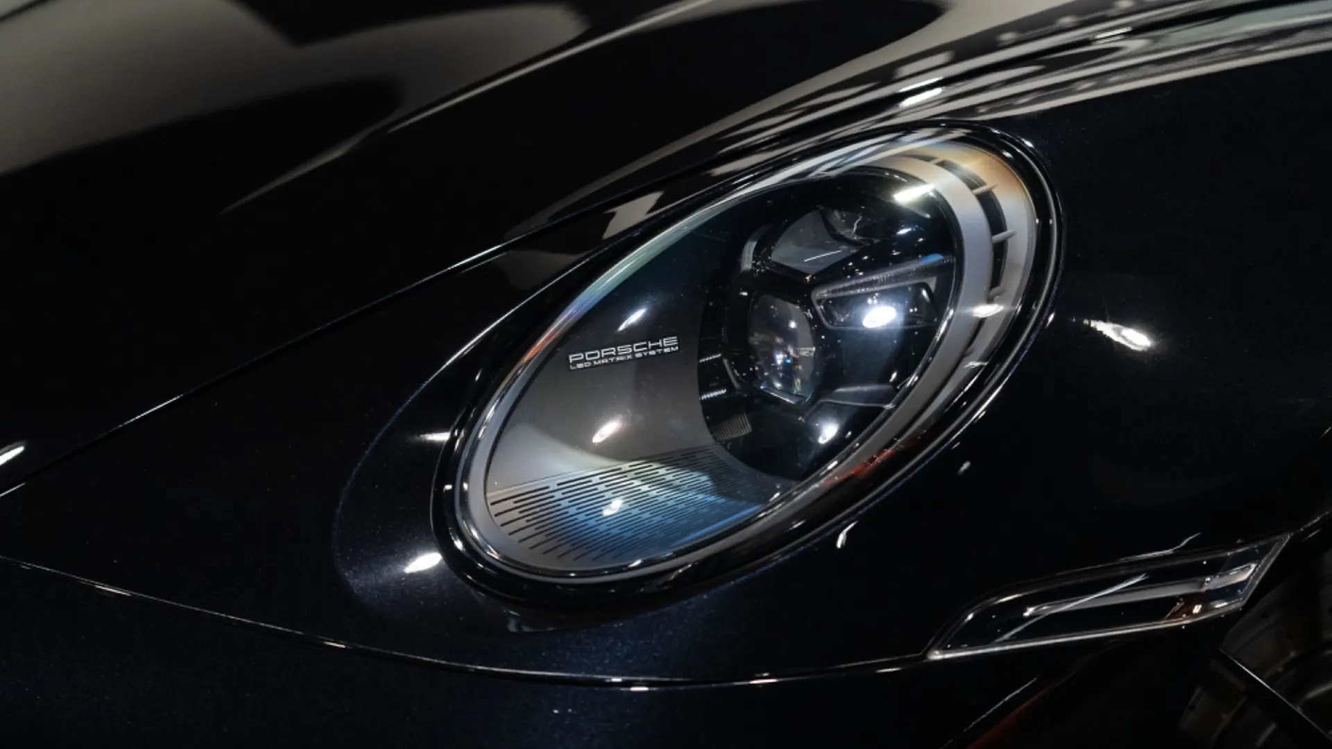 Porsche 911 — photo 8