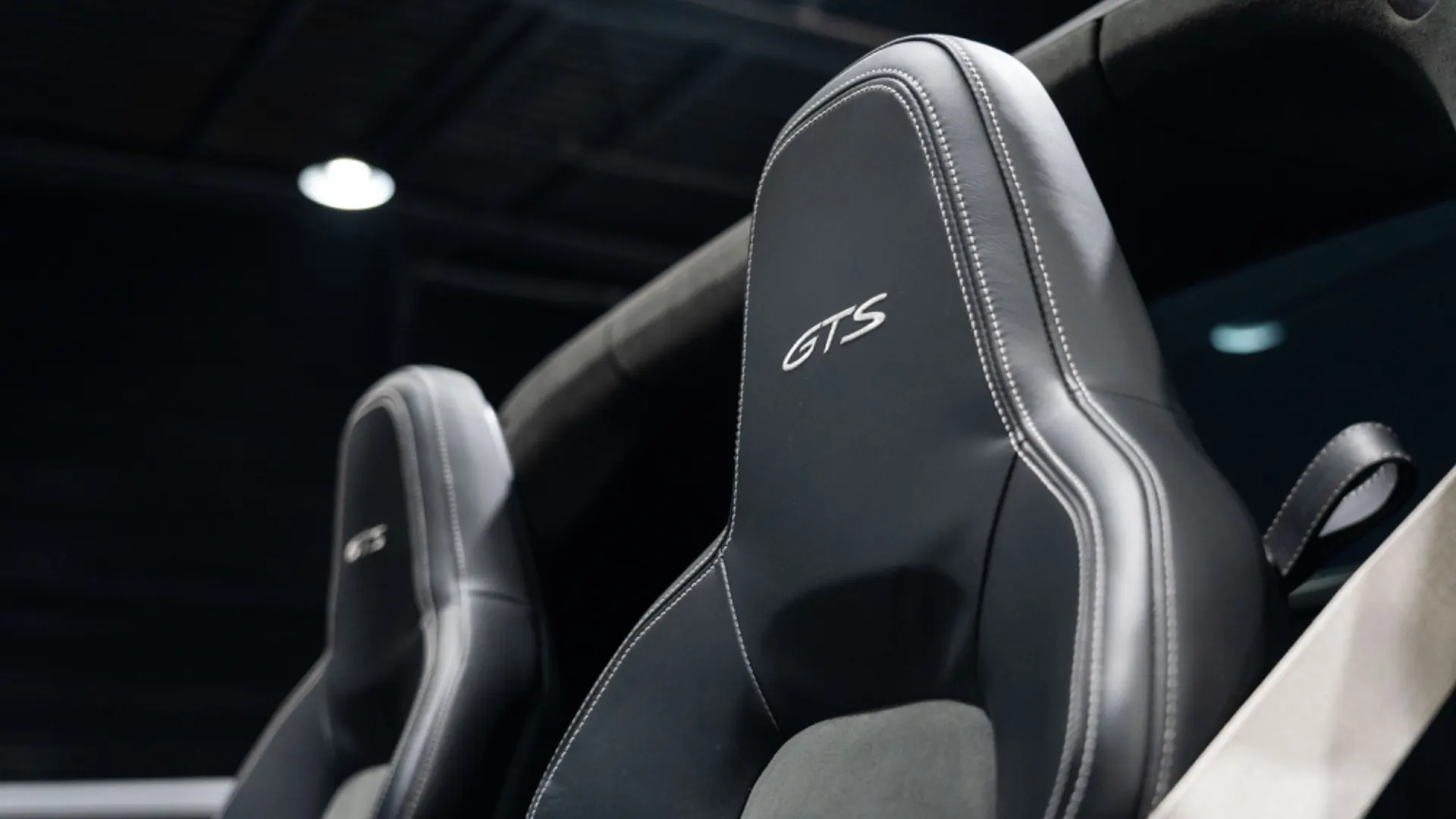Porsche 911 — photo 14