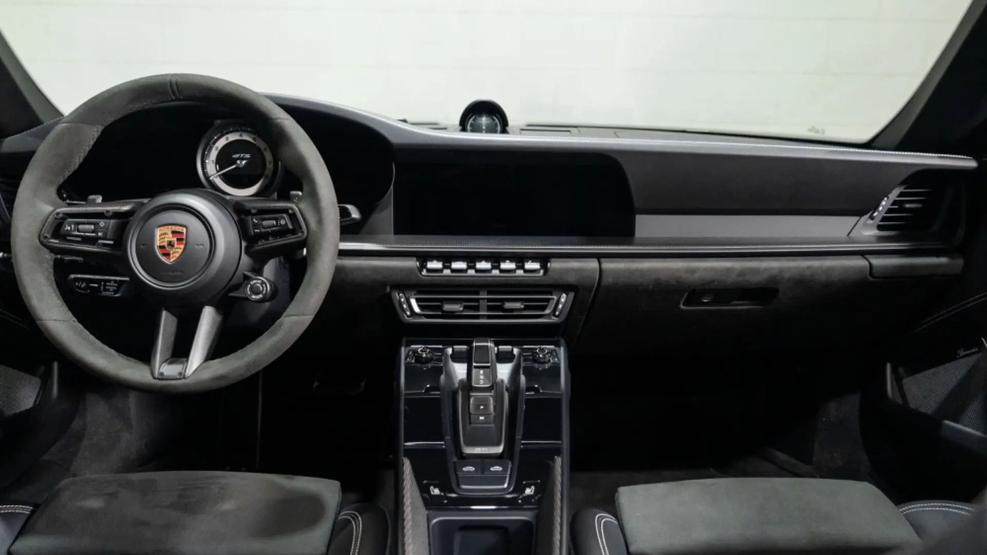 Porsche 911 — photo 10
