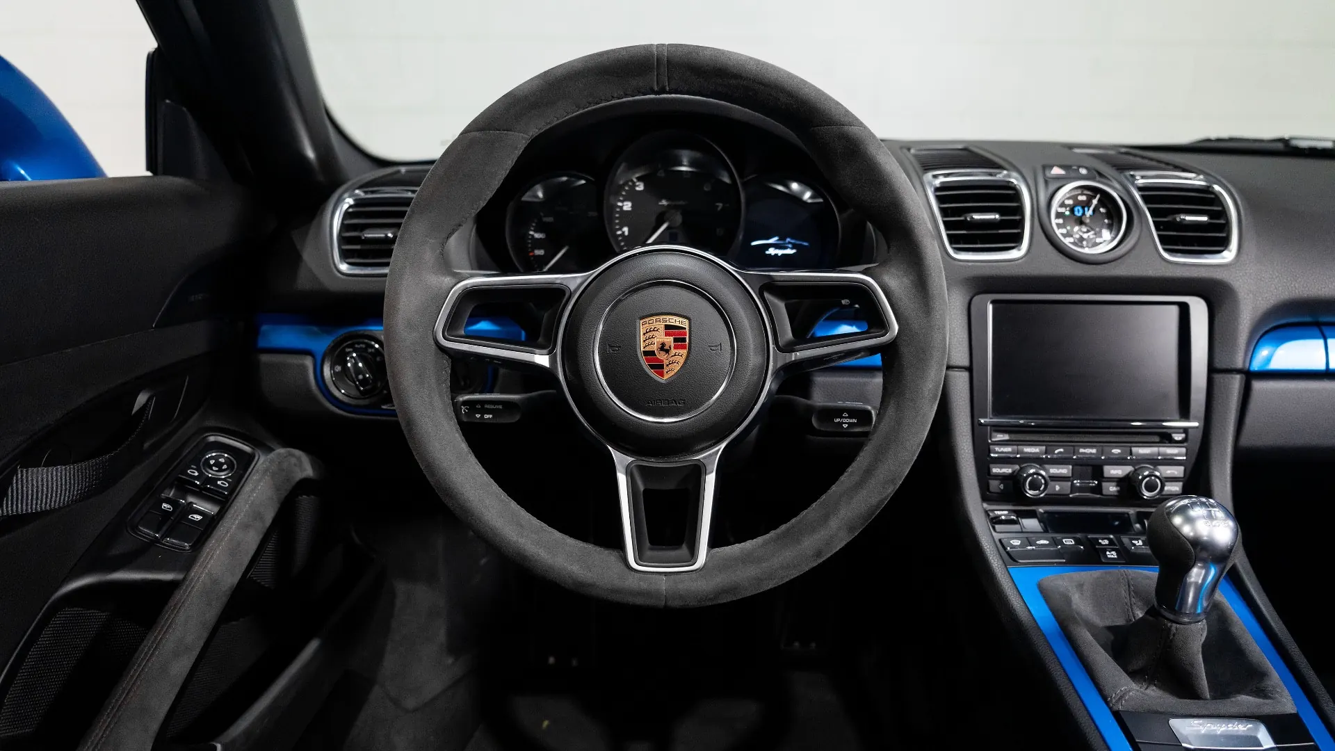 Porsche Boxster — photo 16