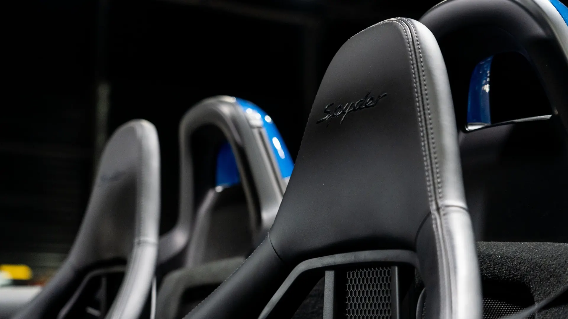Porsche Boxster — photo 13