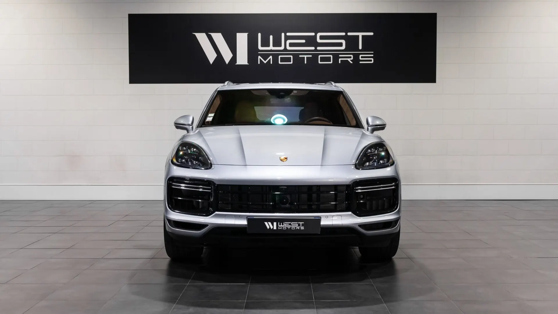 Porsche Cayenne — photo 2