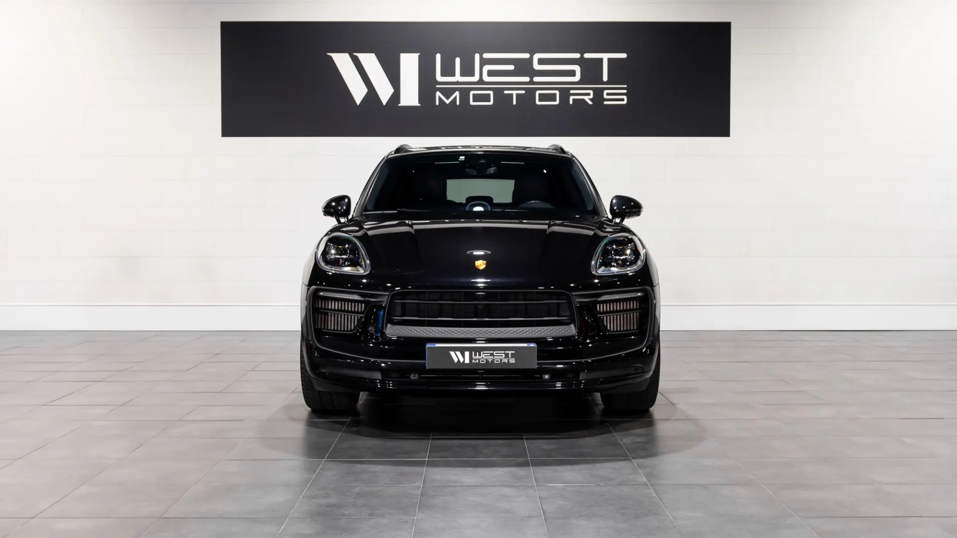 Porsche Macan — photo 2