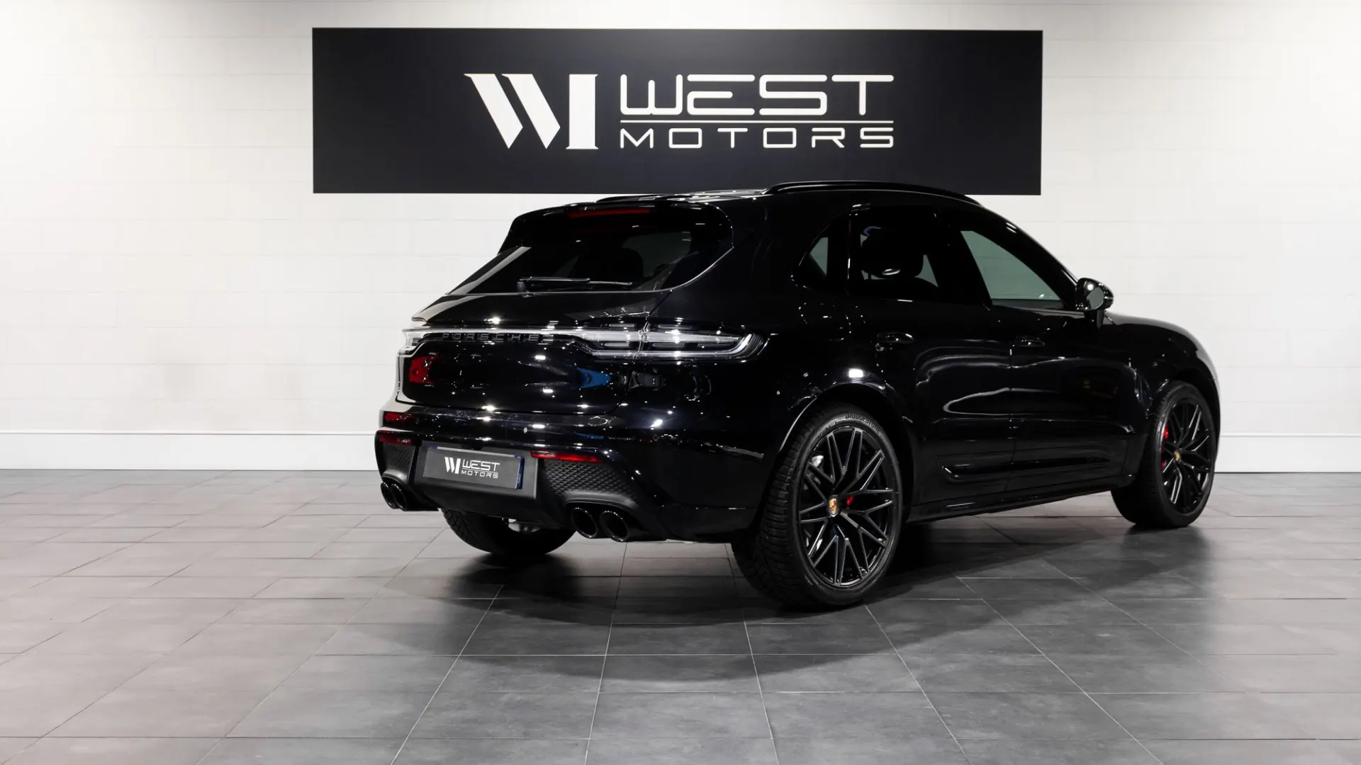 Porsche Macan — photo 4