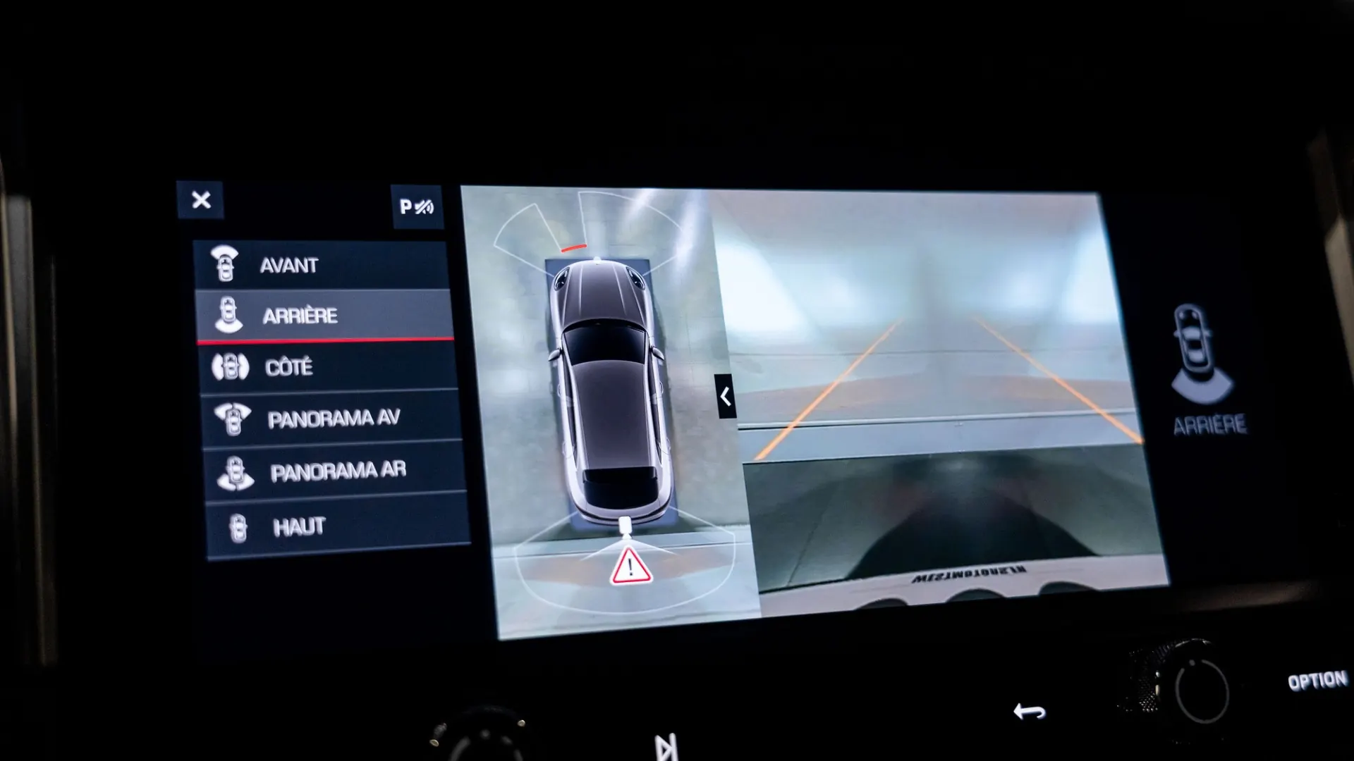 Porsche Macan — photo 25