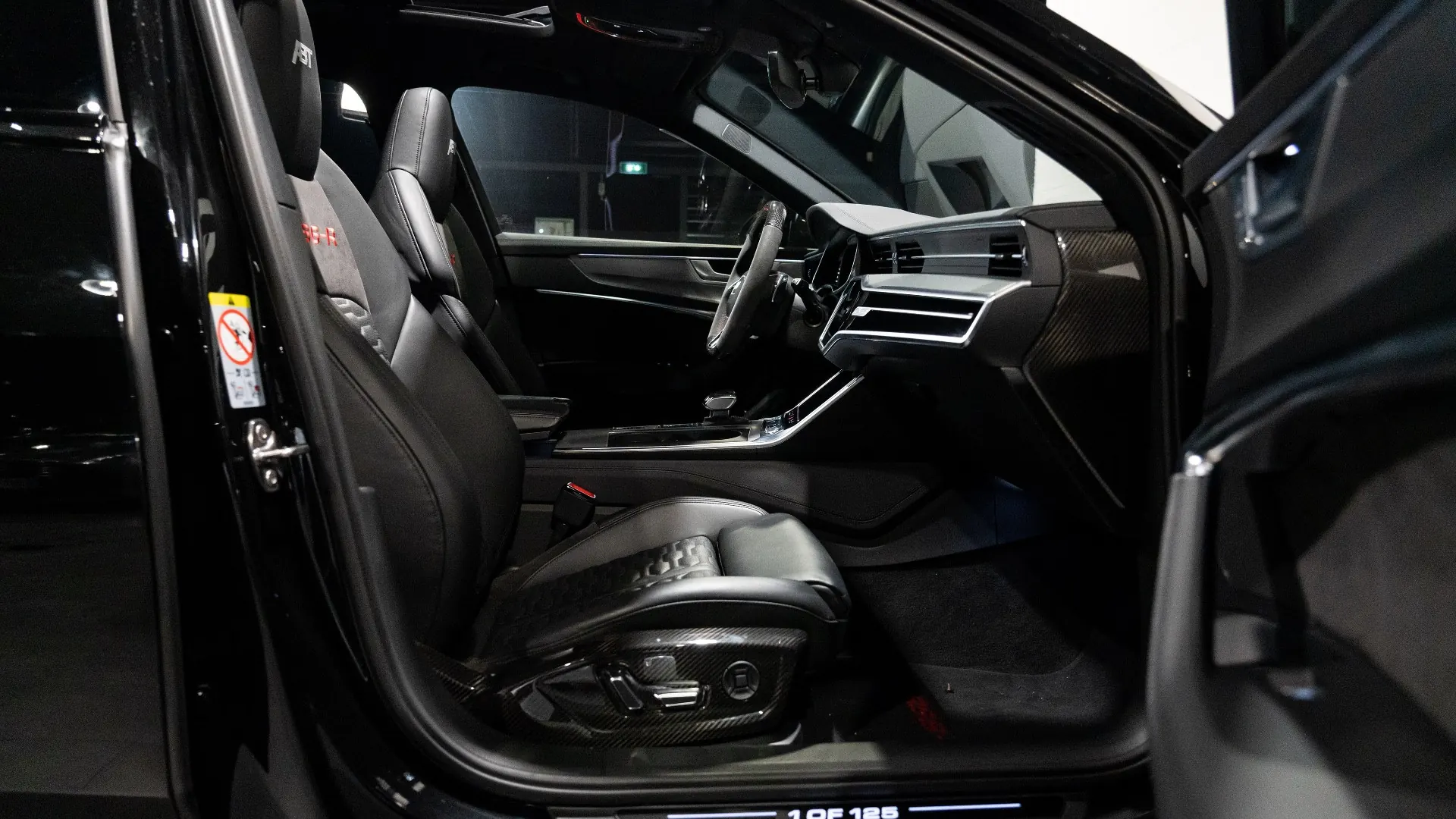 AUDI RS6 — photo 19