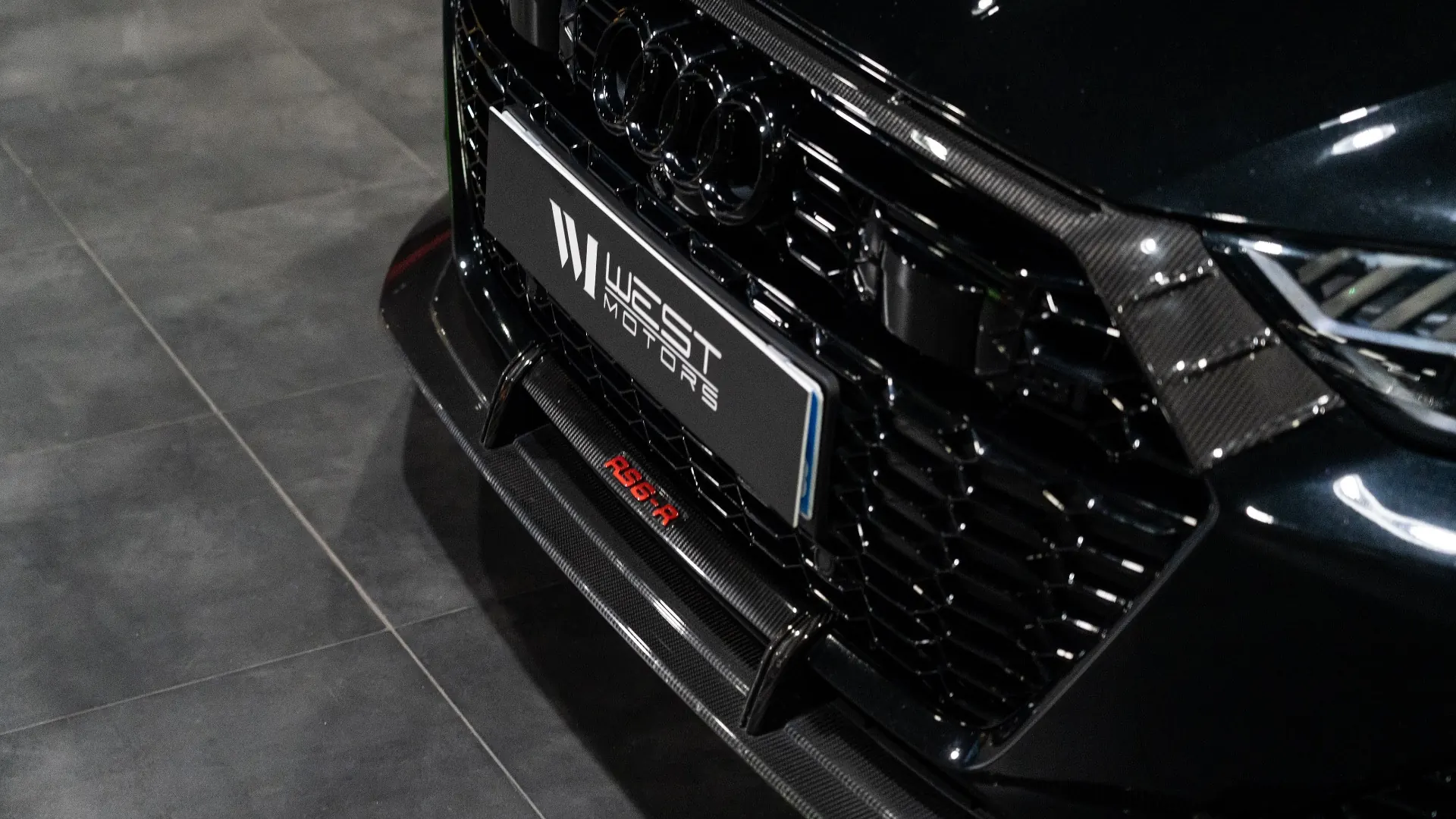 AUDI RS6 — photo 12