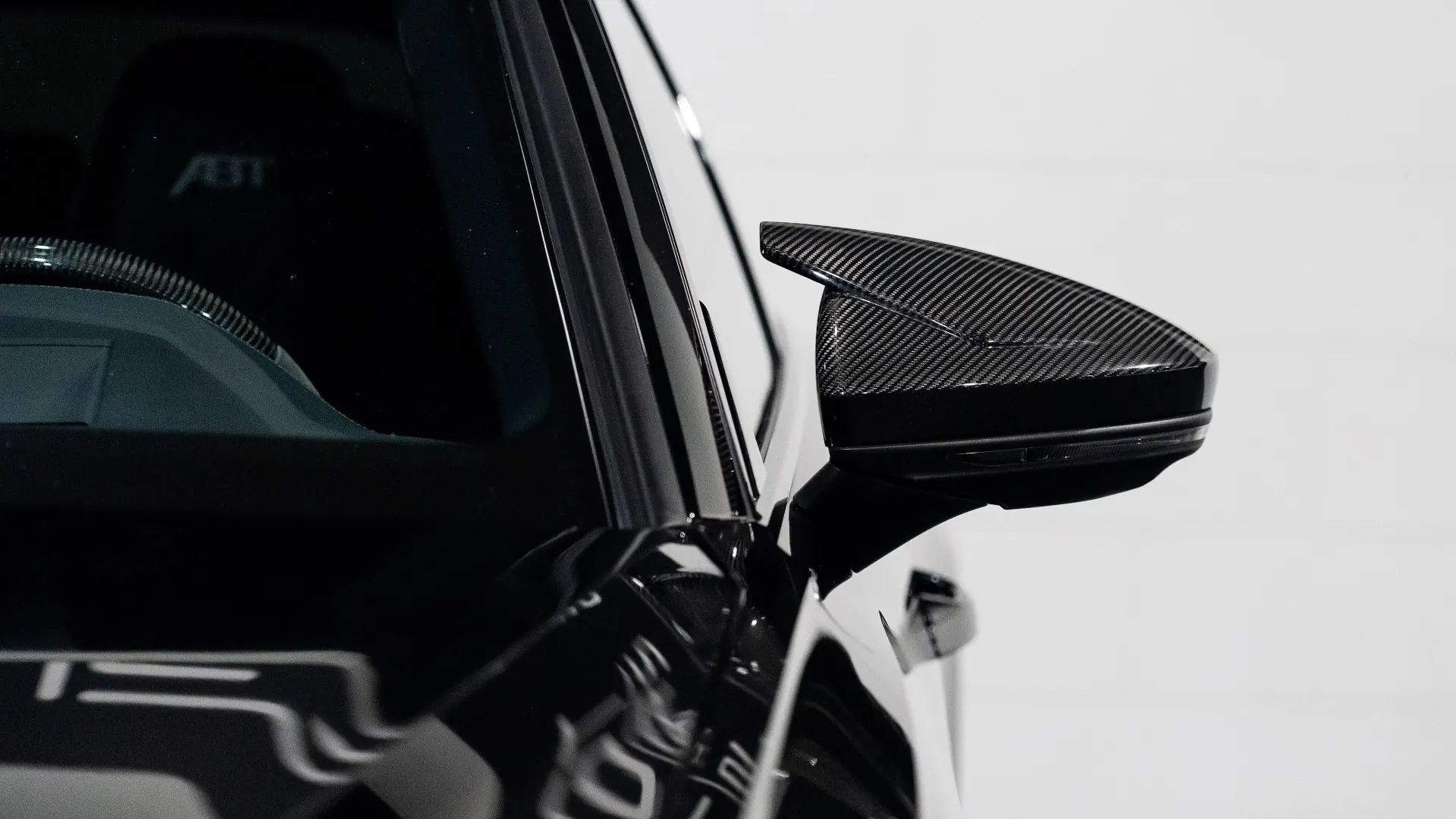 AUDI RS6 — photo 8