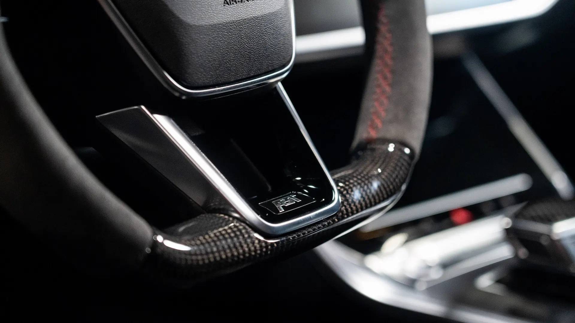 AUDI RS6 — photo 26