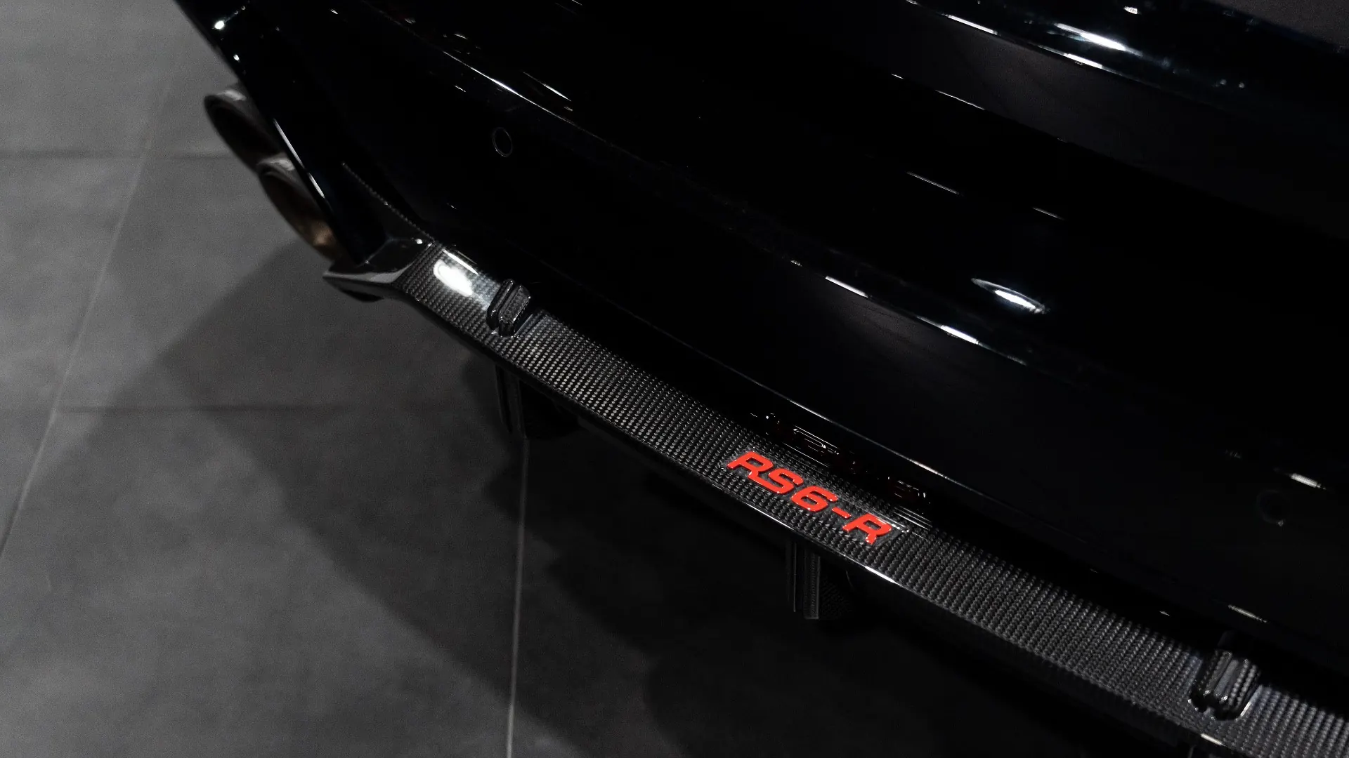 AUDI RS6 — photo 7