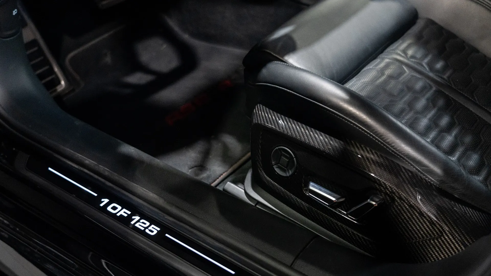 AUDI RS6 — photo 23
