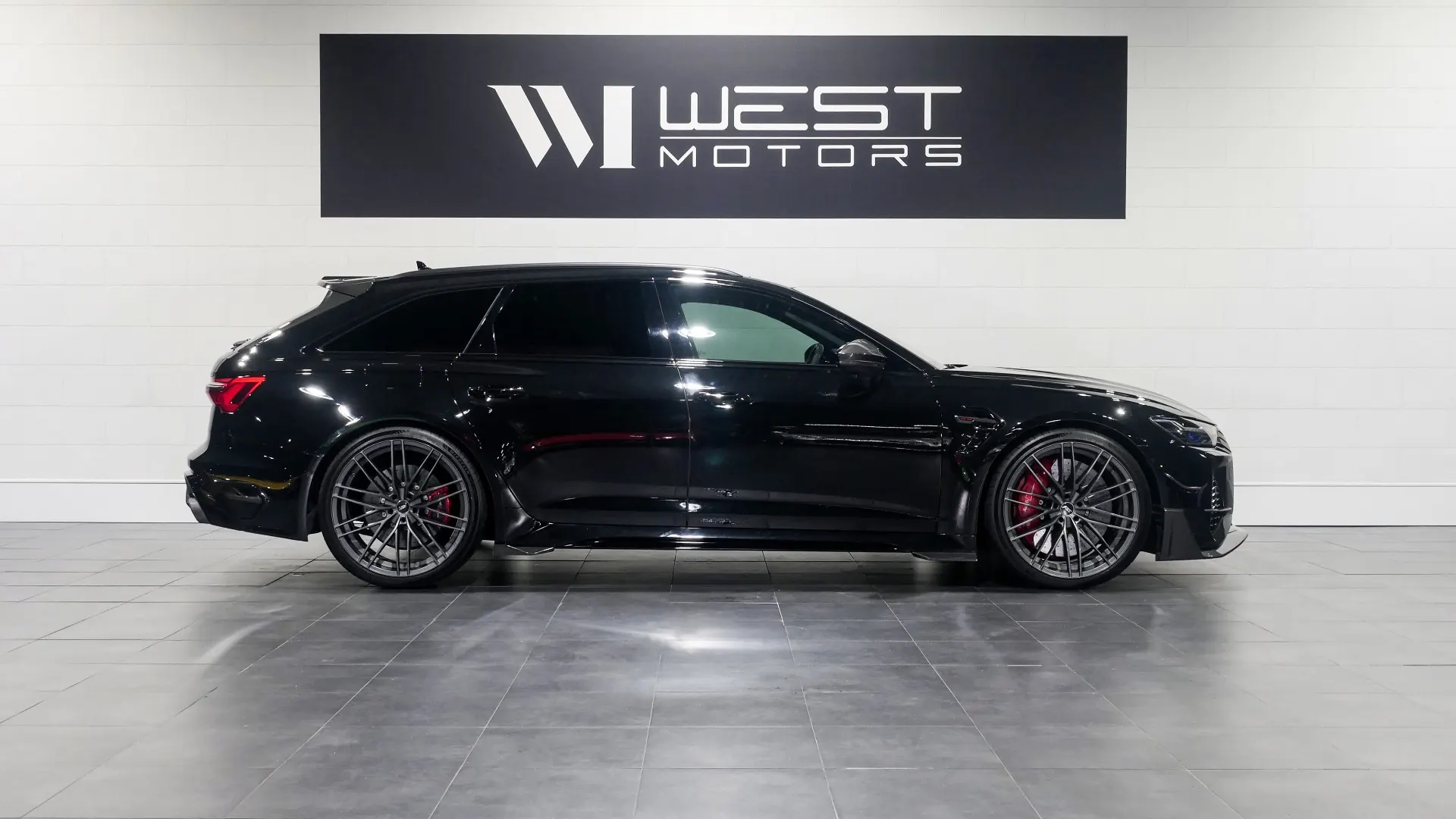 AUDI RS6 — photo 3