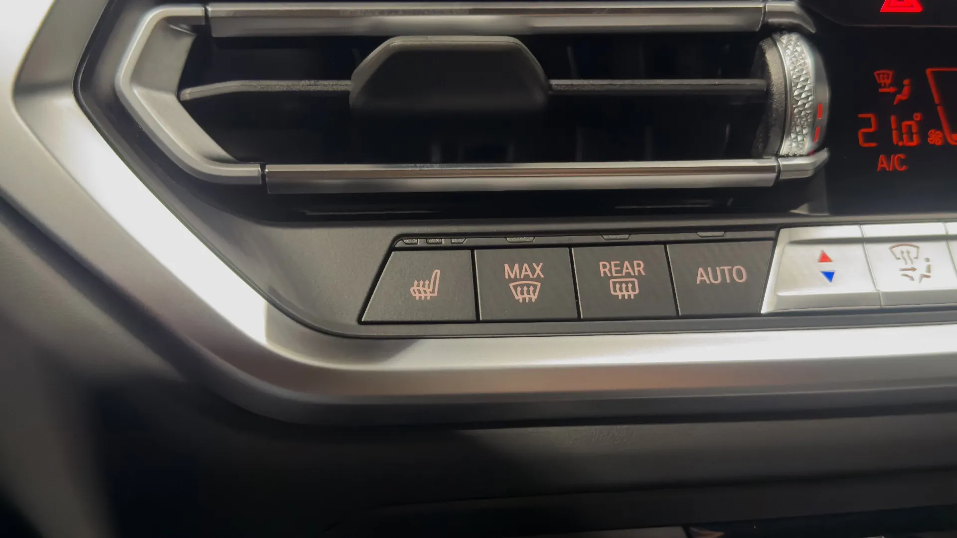 BMW M4 — photo 21