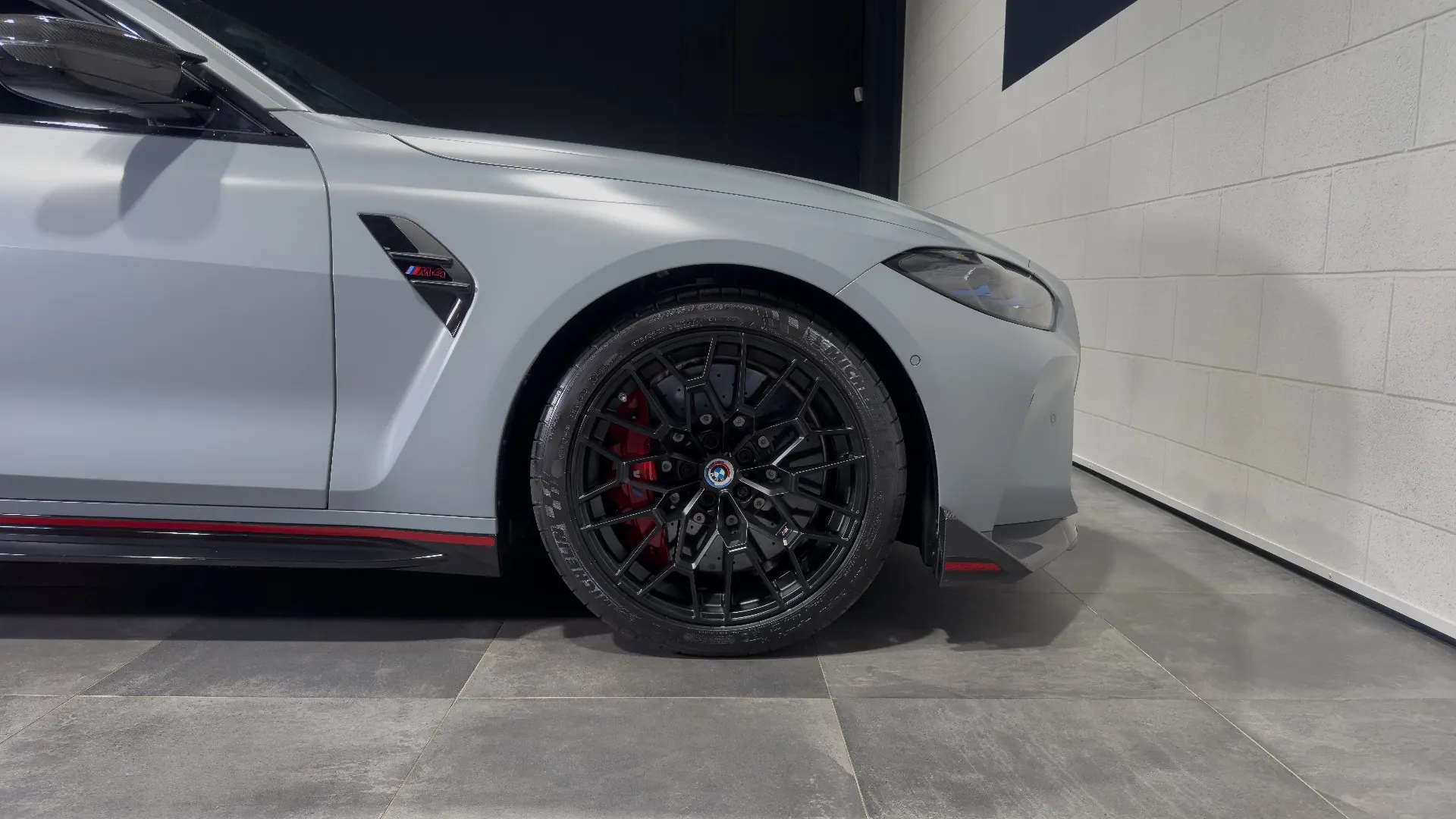BMW M4 — photo 6