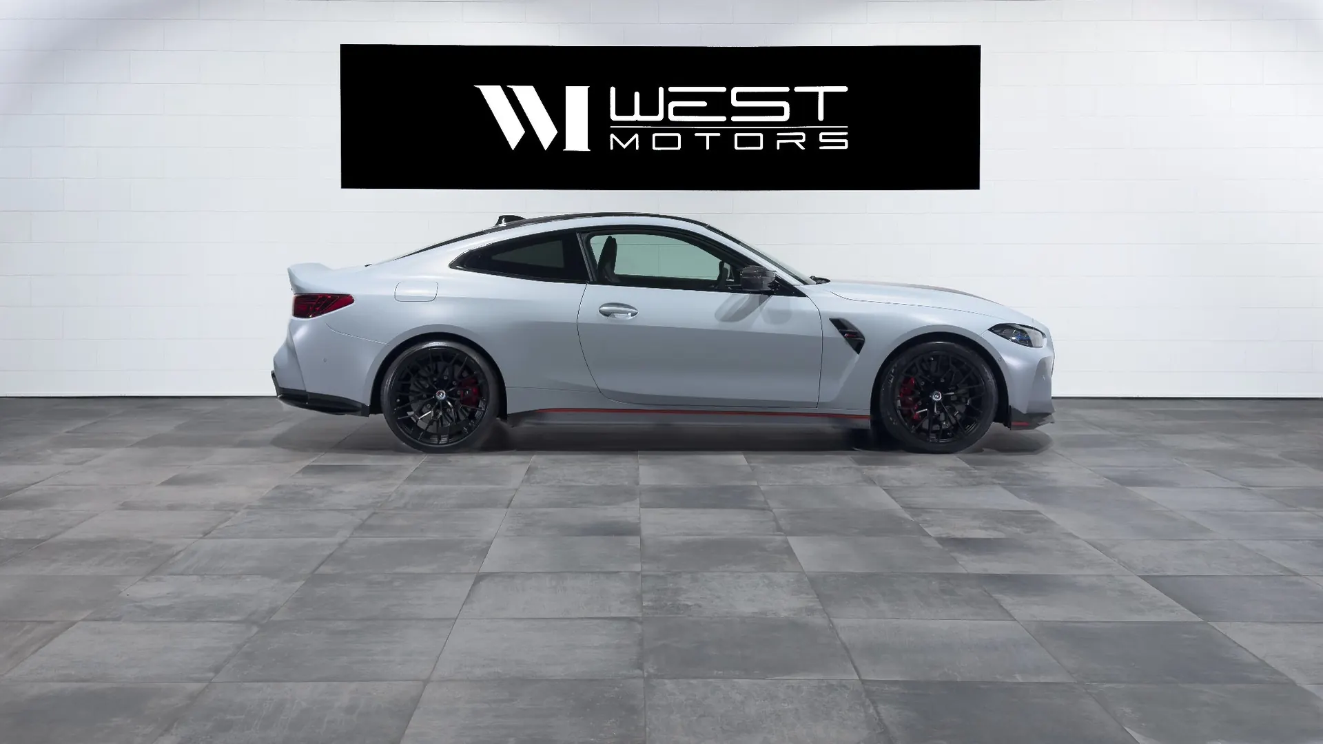 BMW M4 — photo 3