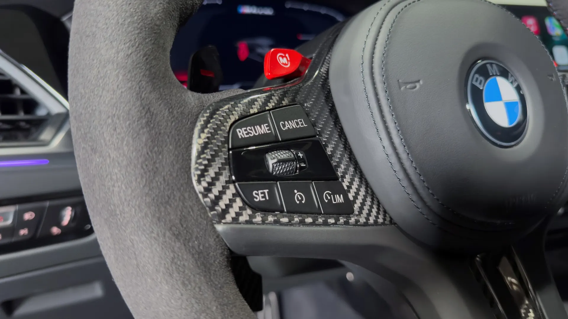 BMW M4 — photo 17