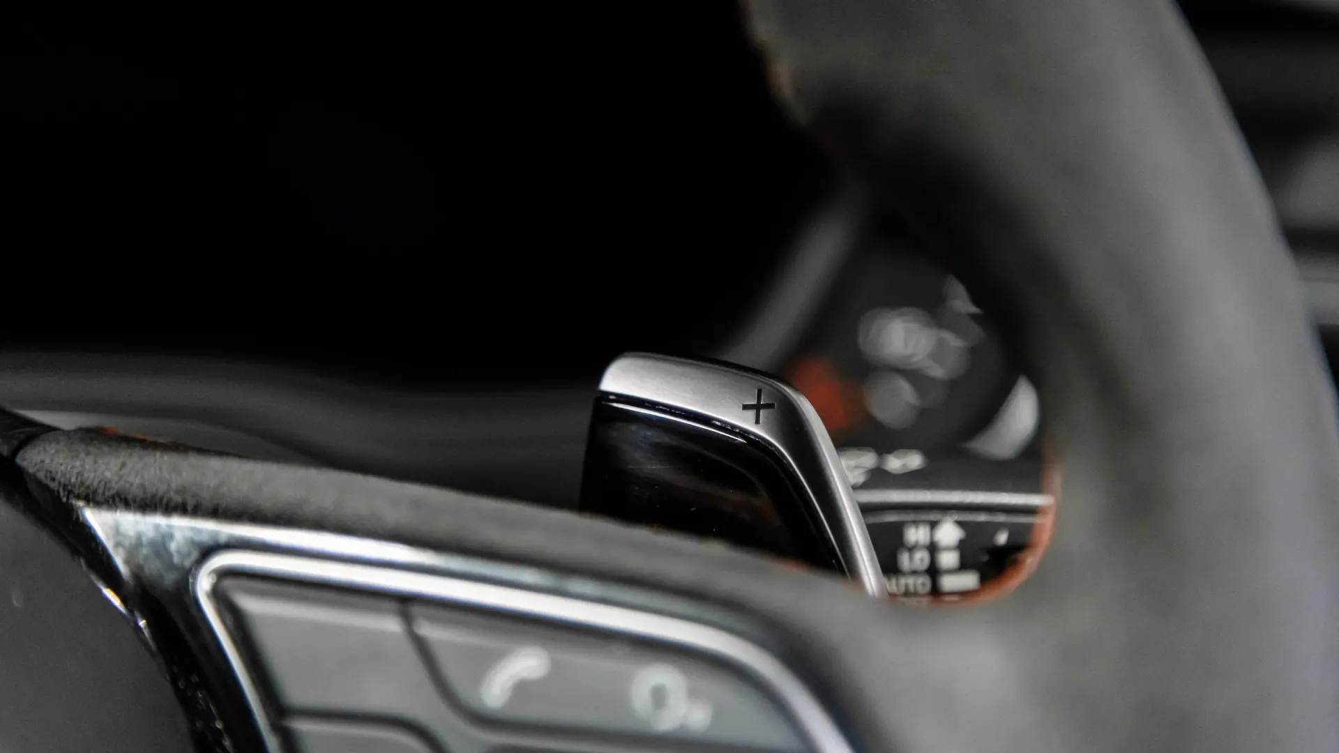 Audi RS4 — photo 15