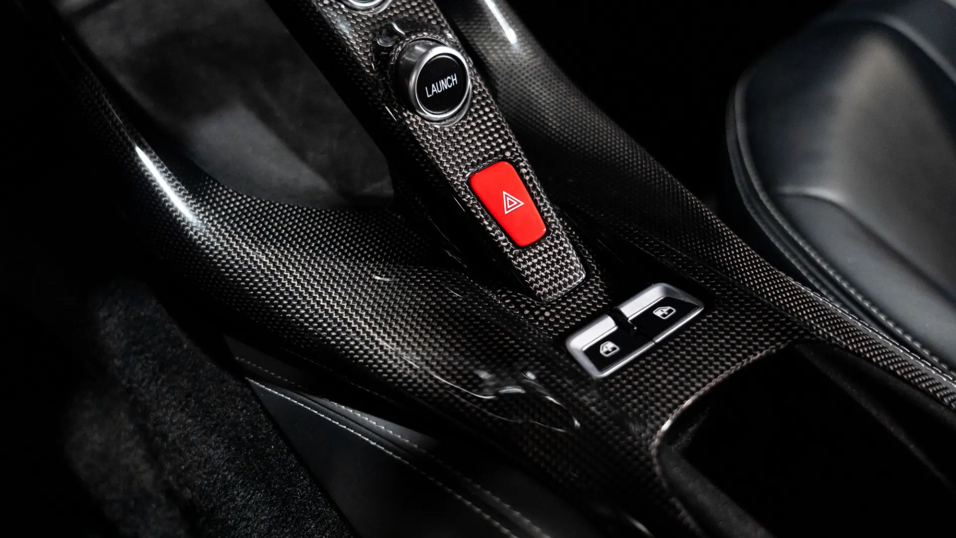 Ferrari 812 — photo 24