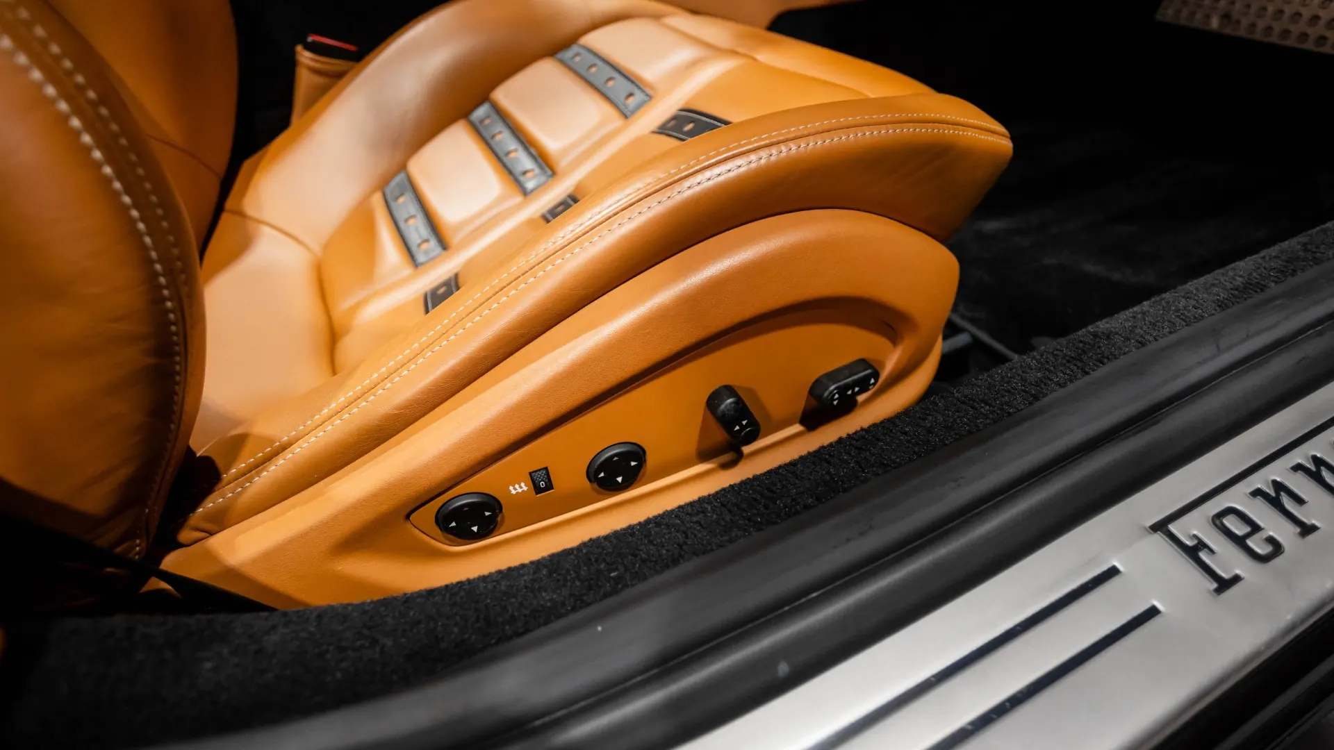 Ferrari CALIFORNIA — photo 10