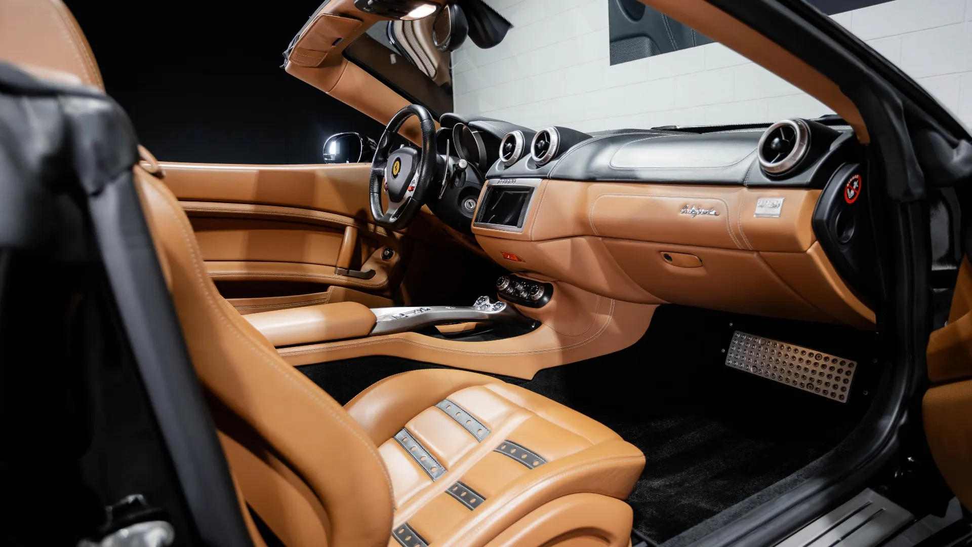 Ferrari California — photo 17