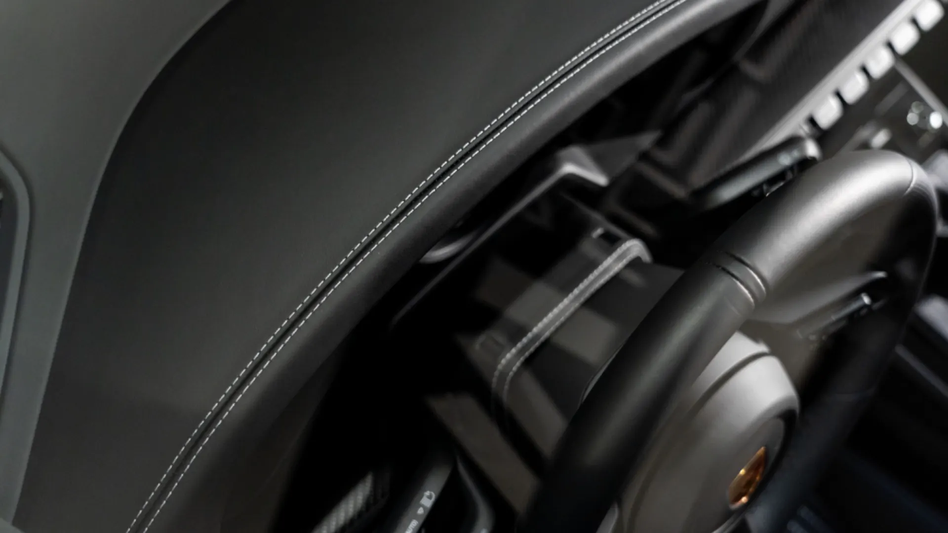 Porsche 911 — photo 24