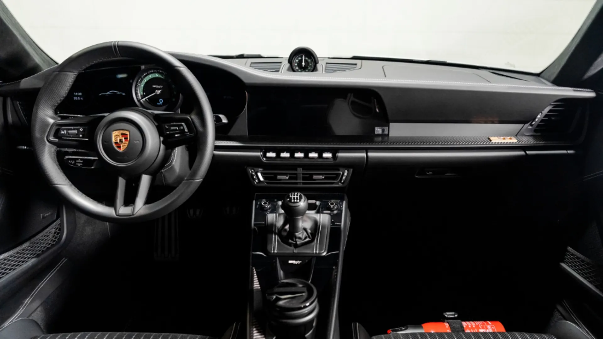 Porsche 911 — photo 12