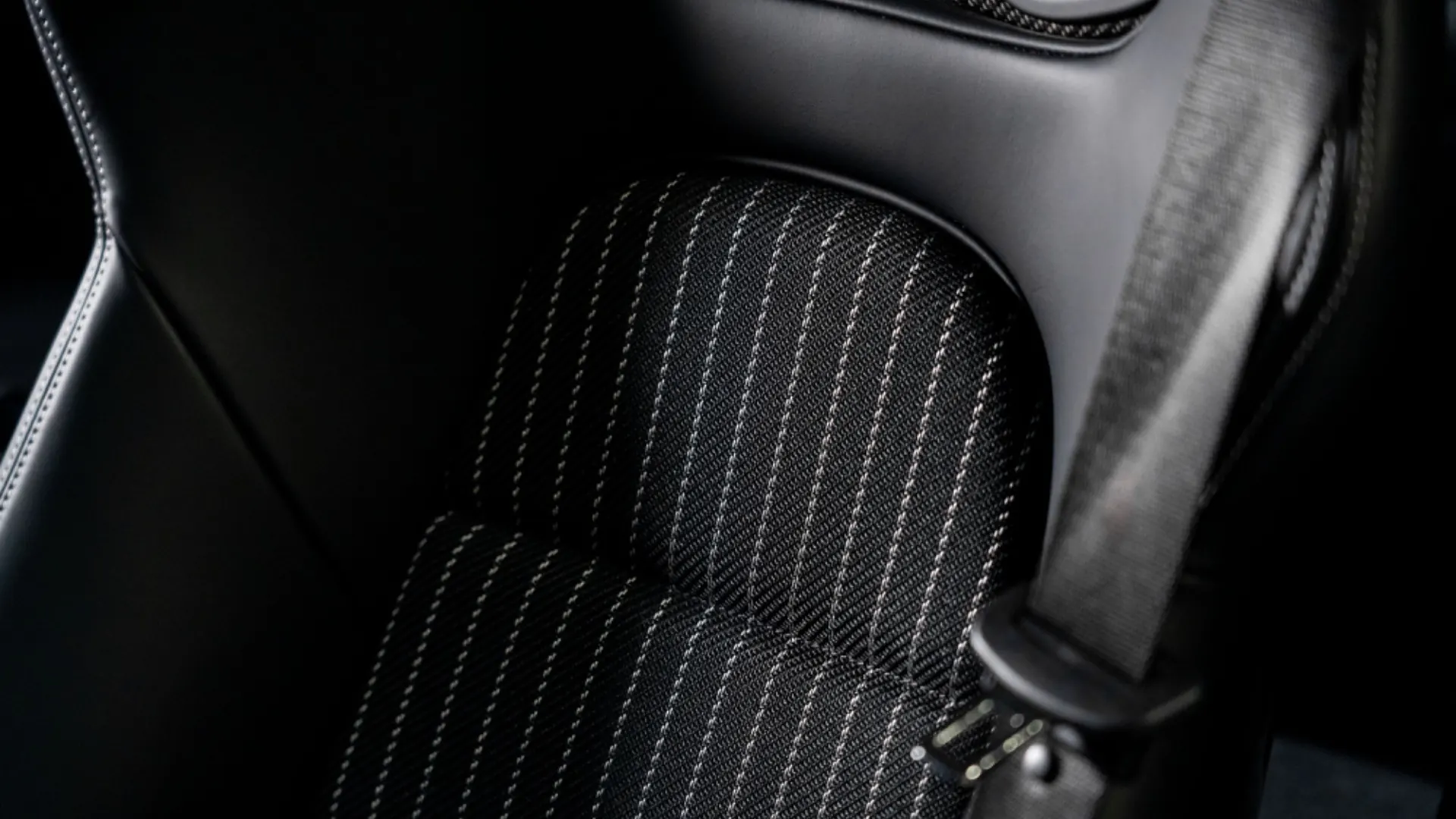 Porsche 911 — photo 18