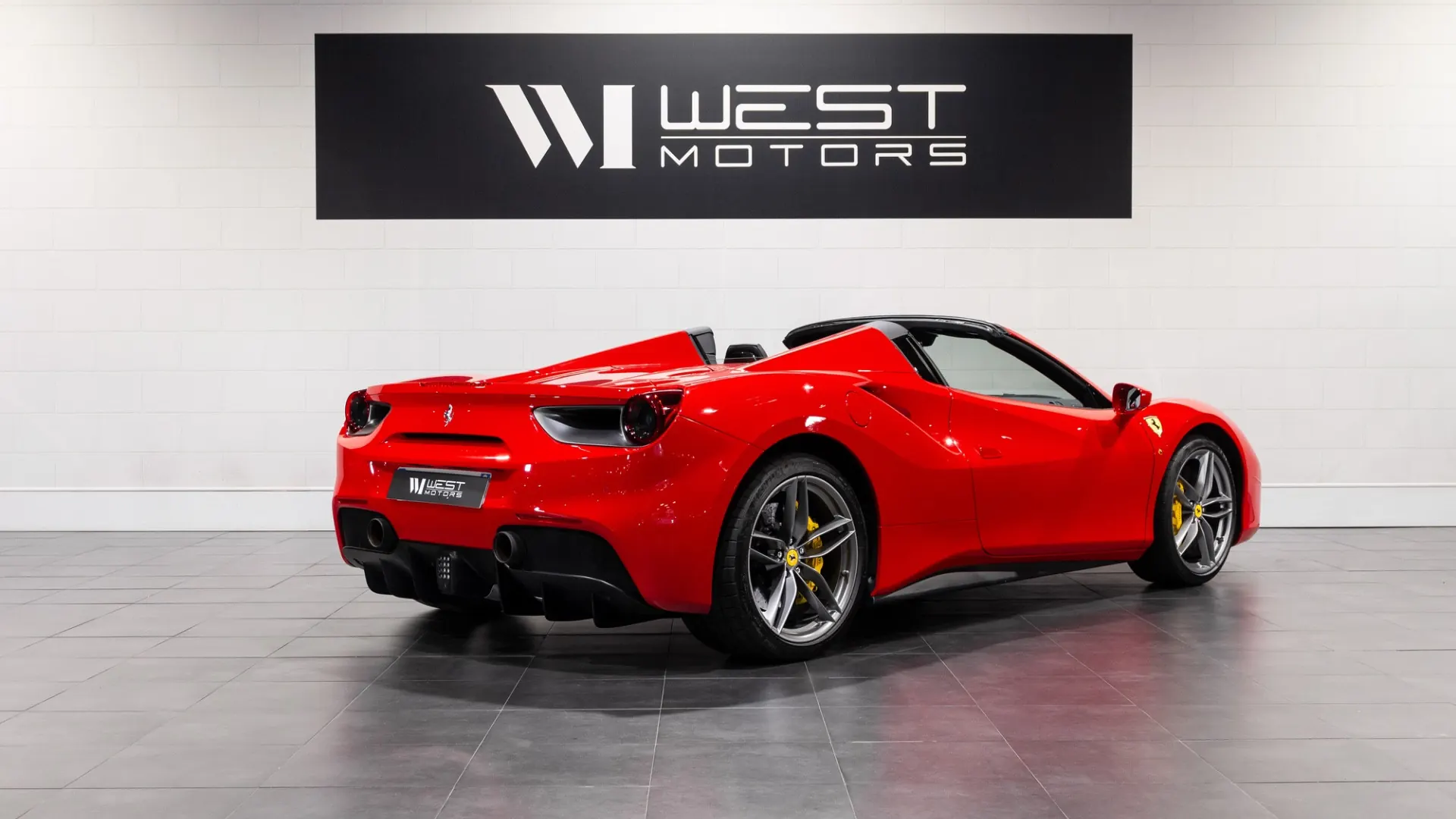Ferrari 488 — photo 5