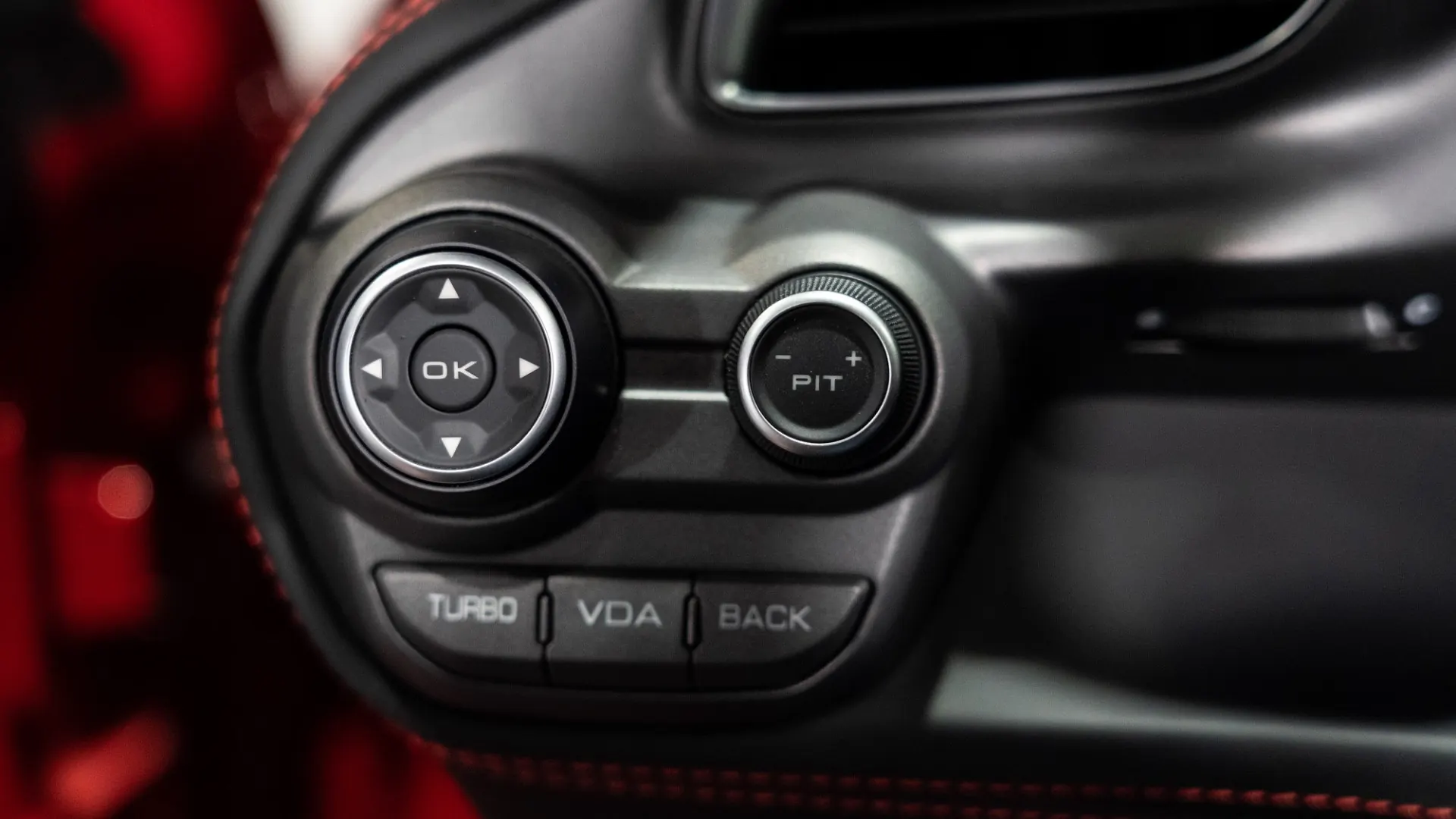 Ferrari 488 — photo 25