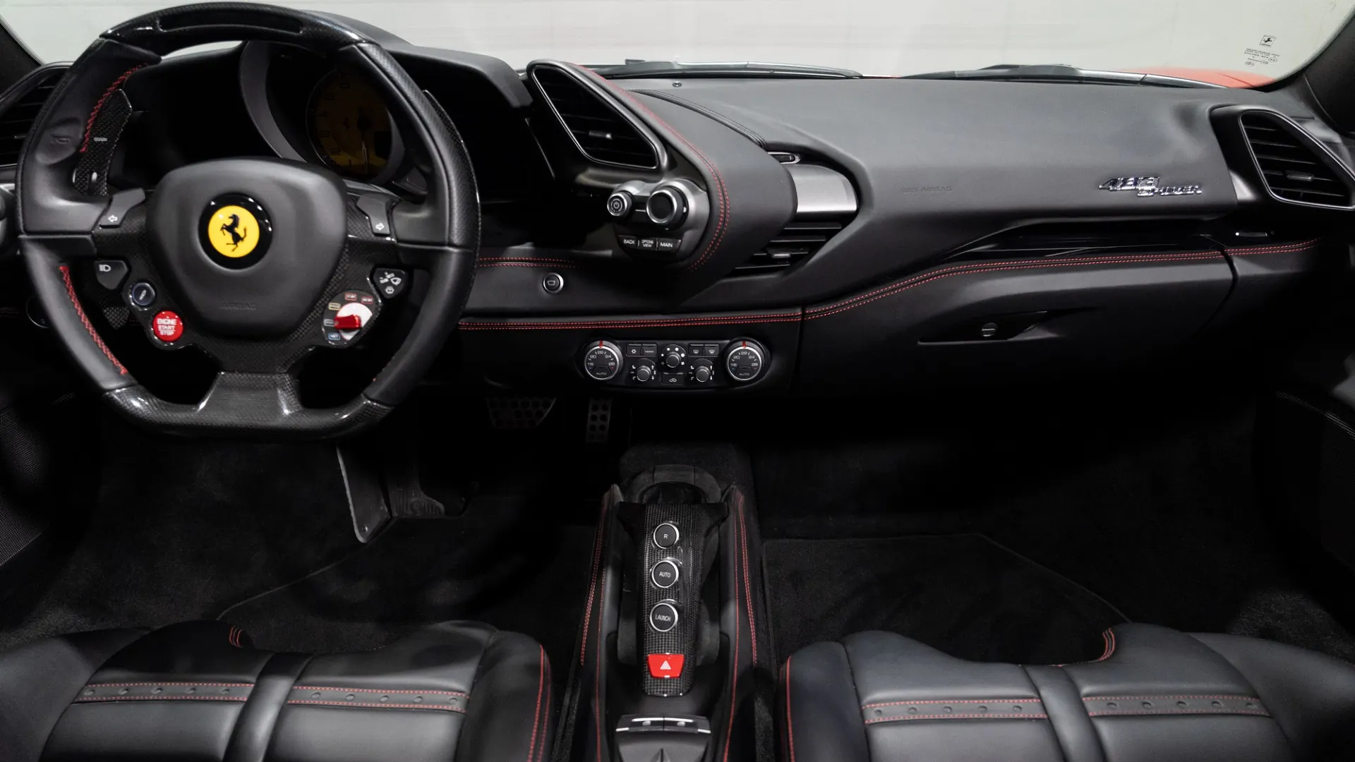 Ferrari 488 — photo 9