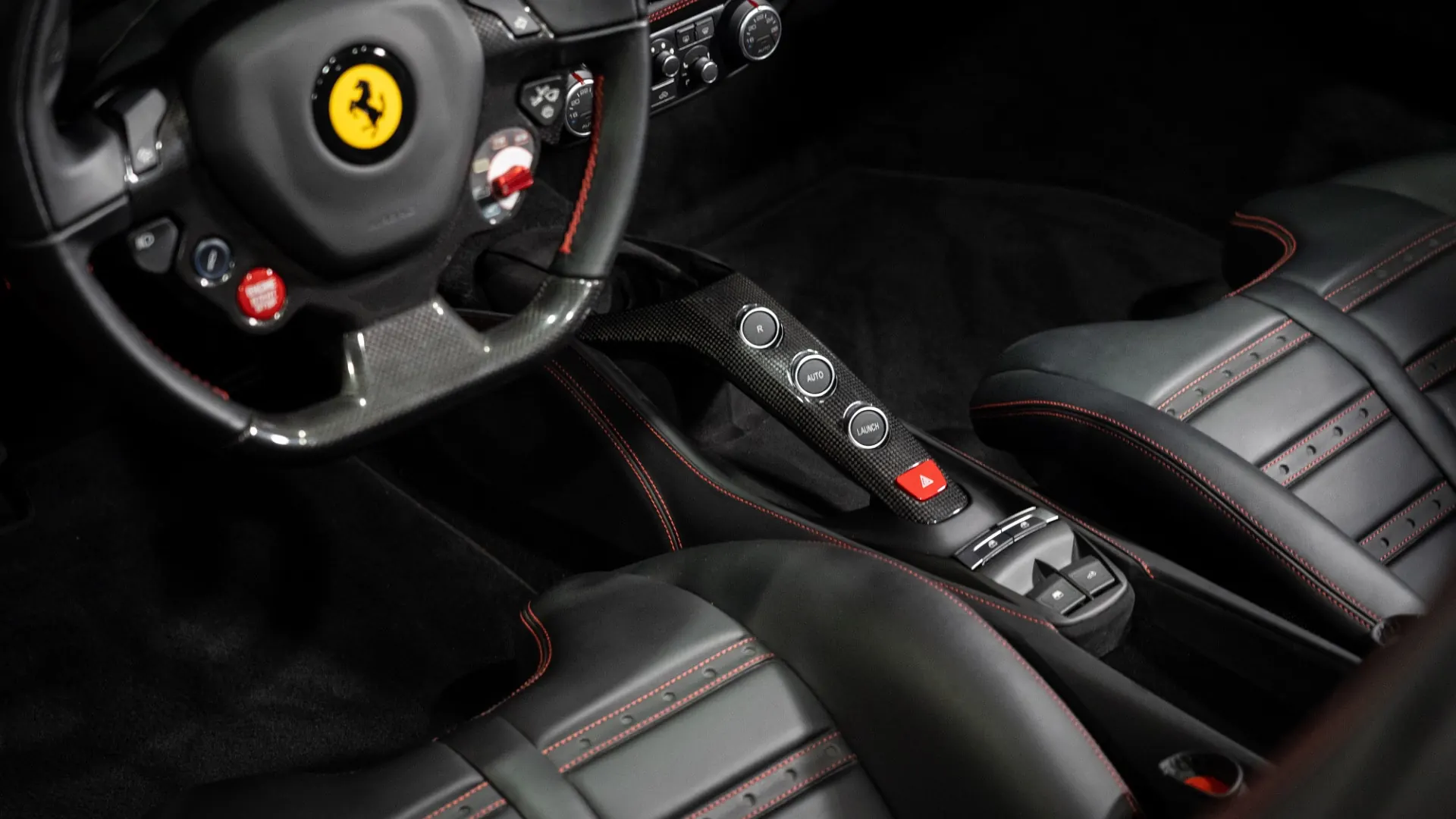 Ferrari 488 — photo 24